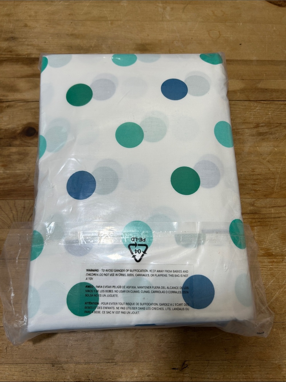 Garnet Hill Cotton Percale Queen Polka Dot Sheet Set - Picture 5 of 5